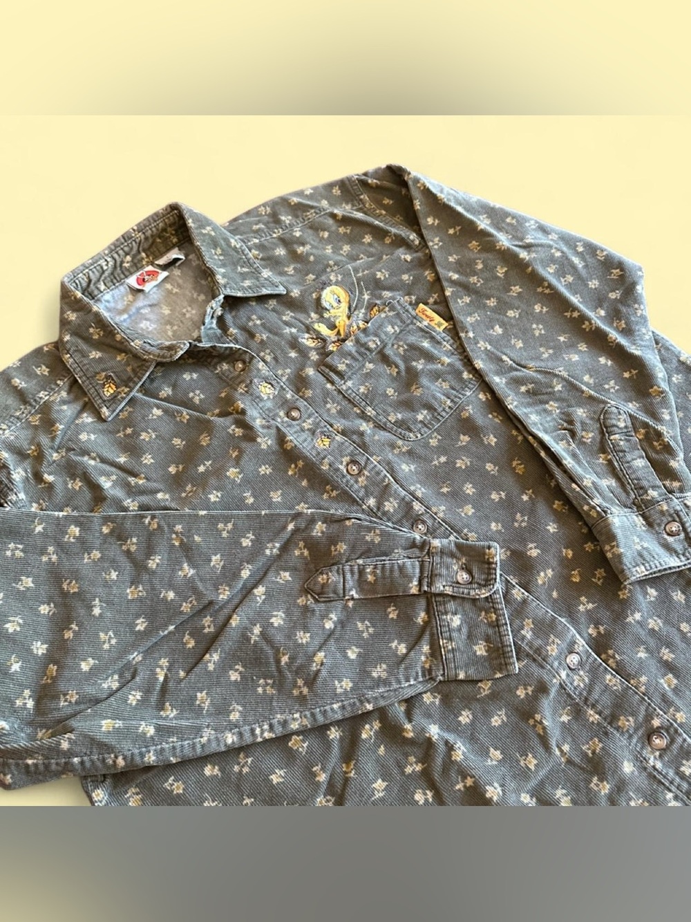 Vintage Looney Tunes Tweety Bird Corduroy Button Up Shirt Large Olive Green